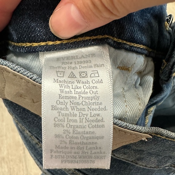 Everlane Denim Mini Skirt NWOT - Picture 3 of 3